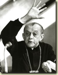 Dom H&eacute;lder C&acirc;mara